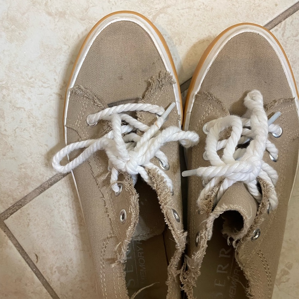 Serra Memory Foam Womens Shoe